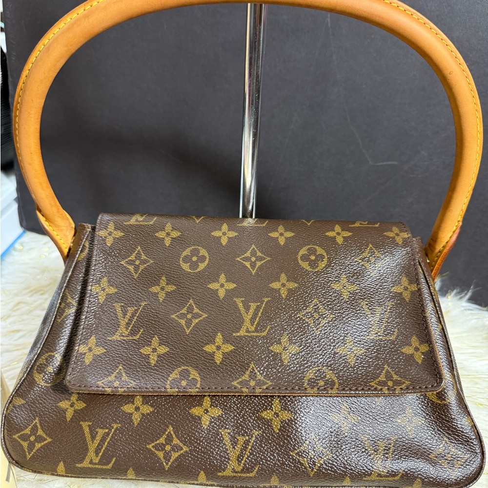 Louis Vuitton Mink Looping Brown Monogram Handbag w/ Dustbag
